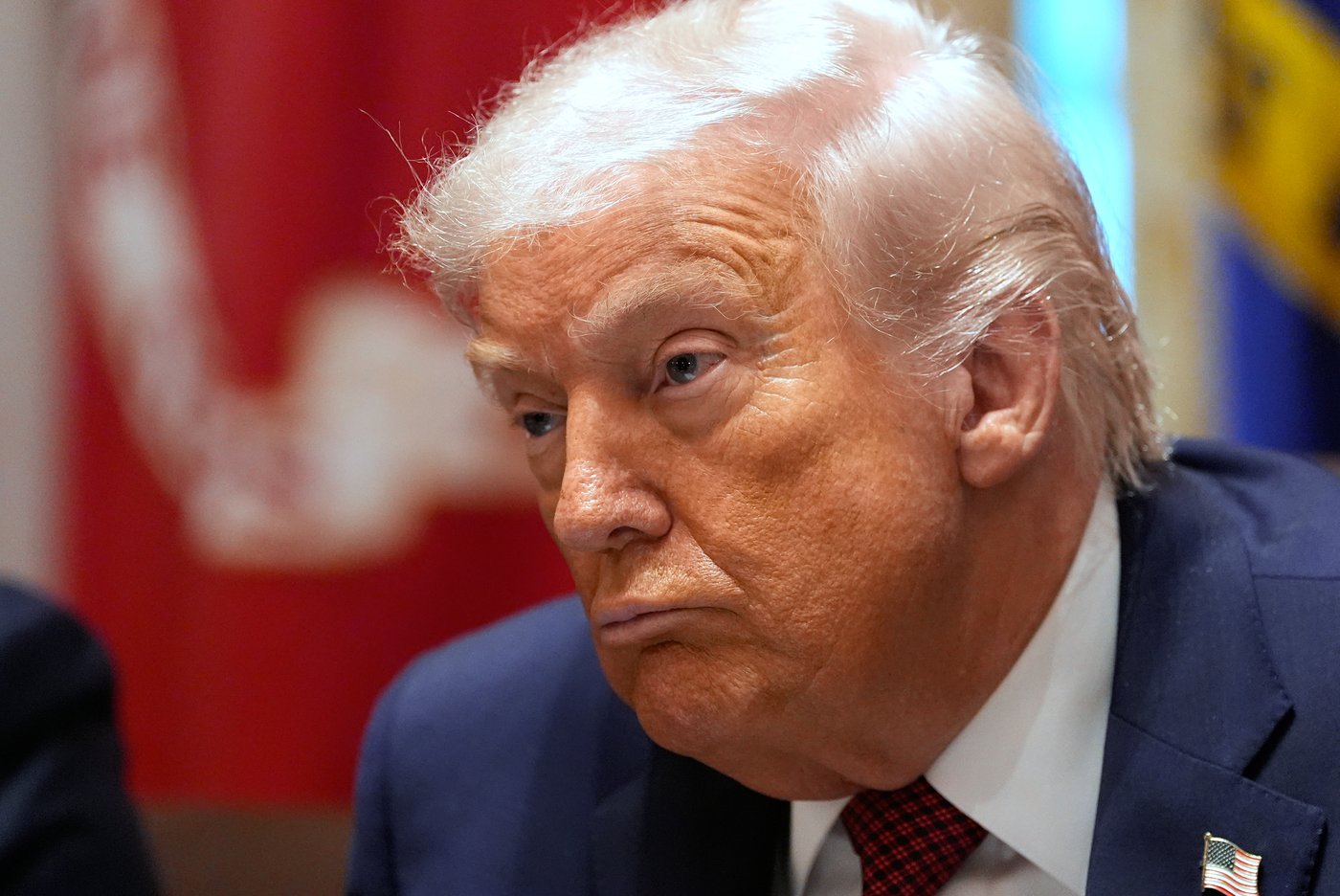 Trump says Netflix deal to buy Warner Bros. 'could be a problem' because of size of market share | iNFOnews.ca