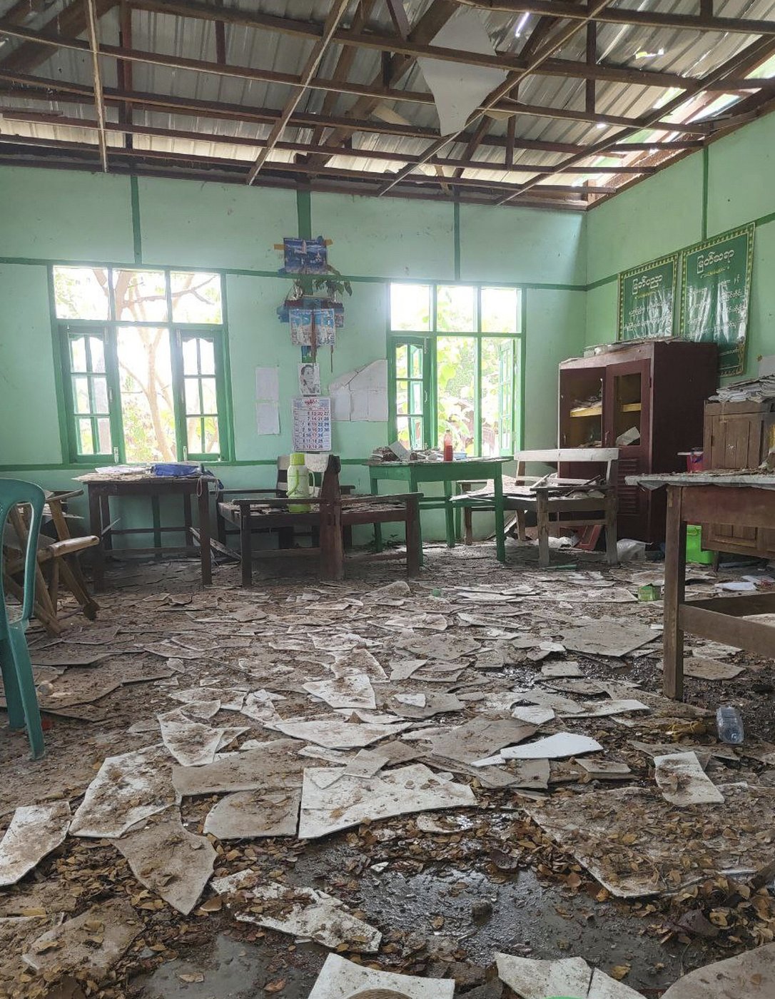 An airstrike in central Myanmar kills up to 22 people at a bombed school, reports say | iNFOnews.ca
