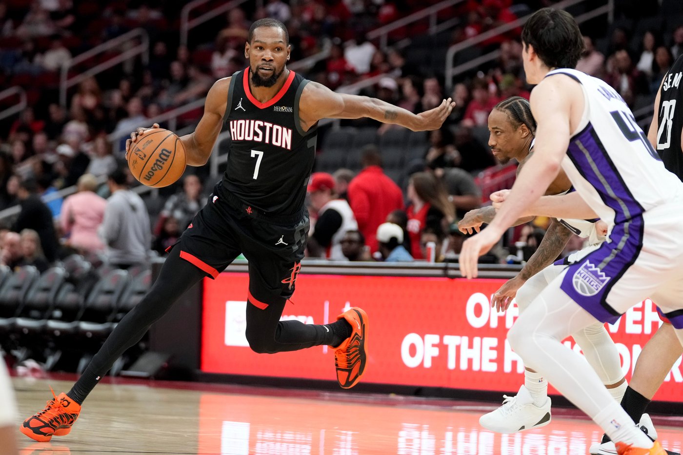 Sheppard makes 7 3s, Sengun has a triple-double as Rockets rout Kings 128-97 | iNFOnews.ca Sheppard makes 7 3s, Sengun has a triple-double as Rockets rout Kings 128-97 | iNFOnews.ca