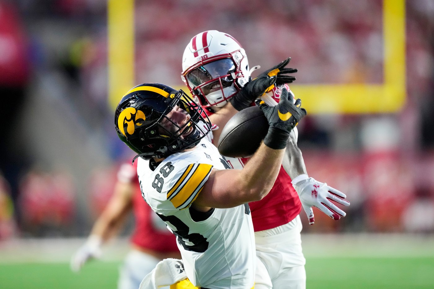 Williams, Gronowski and Moulton help Iowa run over Wisconsin 37-0 to keep Heartland Trophy | iNFOnews.ca Williams, Gronowski and Moulton help Iowa run over Wisconsin 37-0 to keep Heartland Trophy | iNFOnews.ca