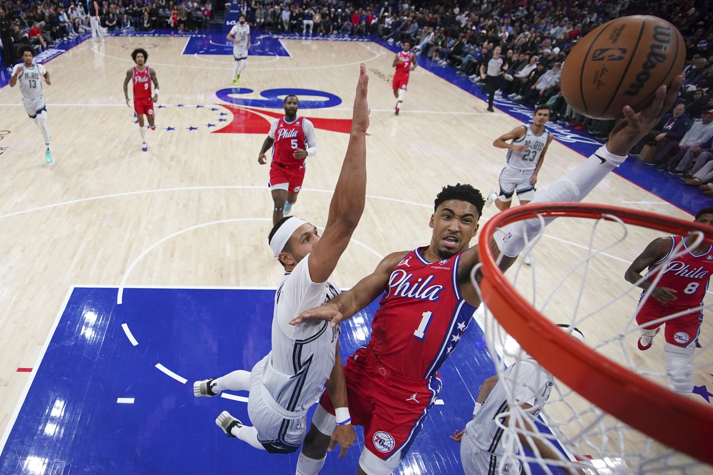 Paul George has 21 points and 9 assists in the 76ers' 102-94 victory over the Magic | iNFOnews.ca