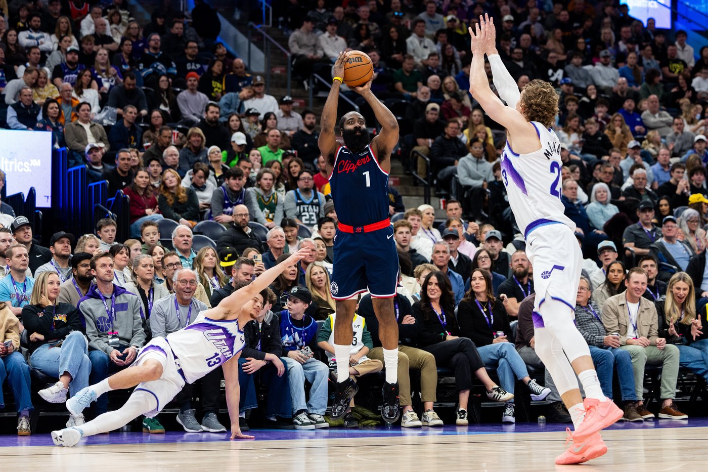 Clippers beat the Jazz 115-103 behind Leonard's 25th straight game with more than 20 points | iNFOnews.ca Clippers beat the Jazz 115-103 behind Leonard's 25th straight game with more than 20 points | iNFOnews.ca