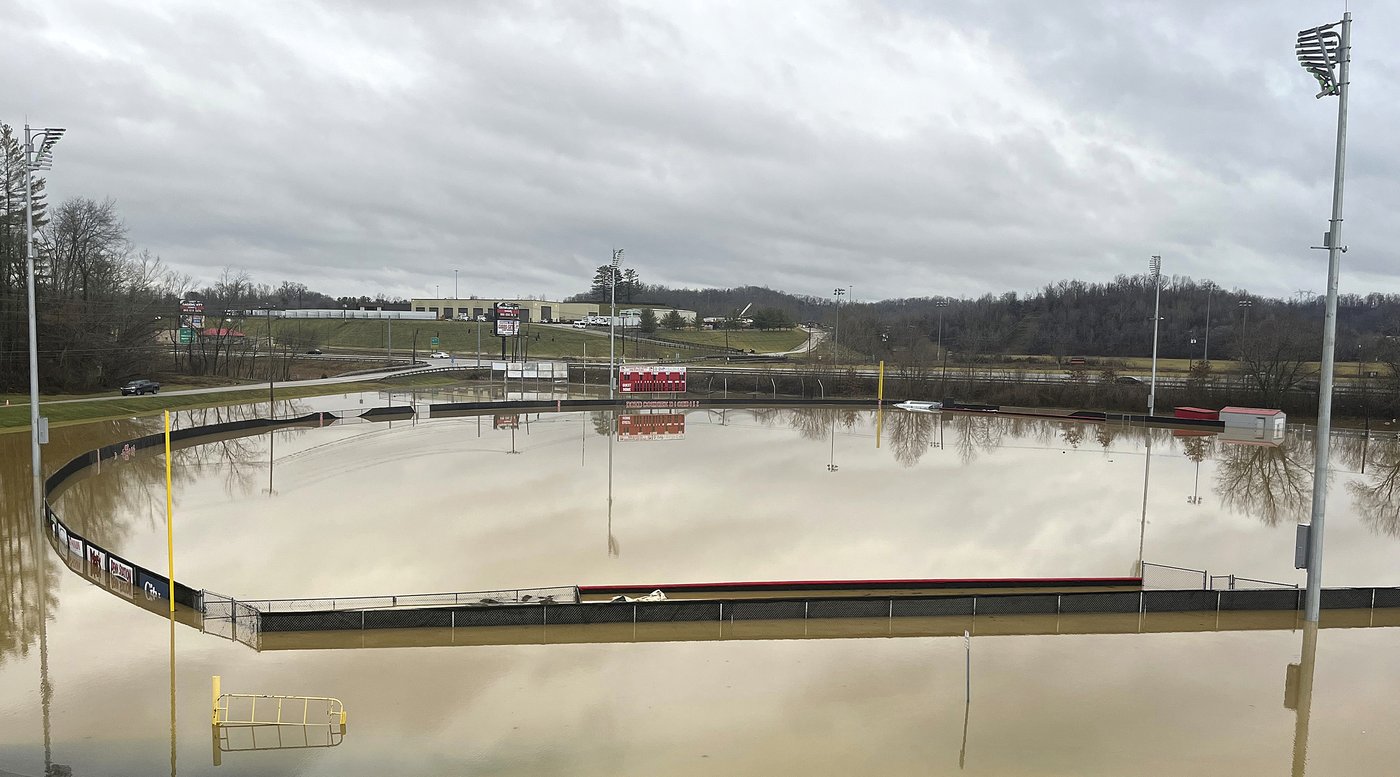 Winter storms bring flooding and 'thunder ice' in several US states | iNFOnews.ca