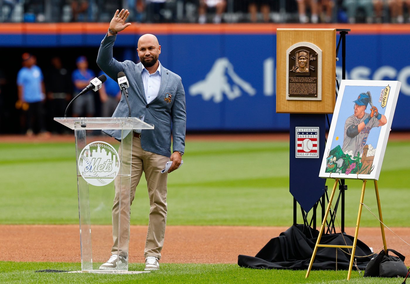 Carlos Beltrán won't rule out interviewing for Mets manager but doesn't sound interested | iNFOnews.ca