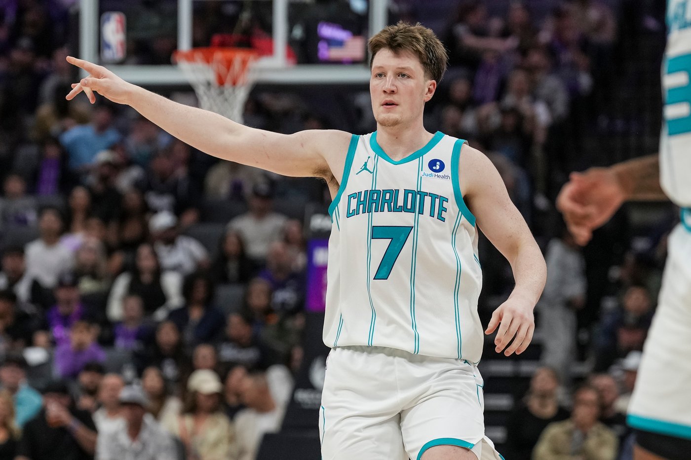 LaMelo Ball scores 30 as Hornets beat Kings 117-109 | iNFOnews.ca LaMelo Ball scores 30 as Hornets beat Kings 117-109 | iNFOnews.ca