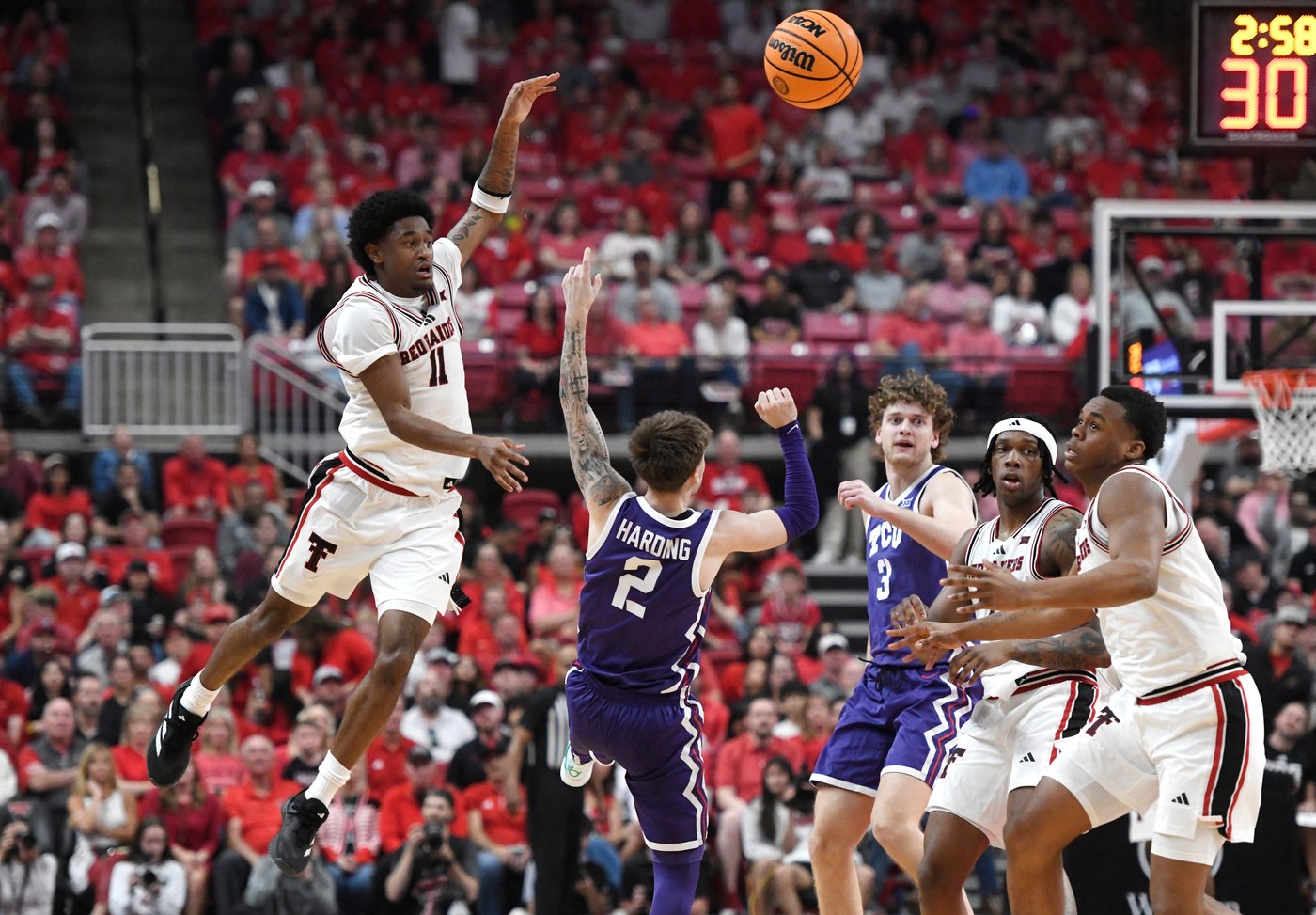 TCU's Xavier Edmonds has double-double in NCAA bid-boosting 73-65 win at No. 10 Texas Tech | iNFOnews.ca TCU's Xavier Edmonds has double-double in NCAA bid-boosting 73-65 win at No. 10 Texas Tech | iNFOnews.ca