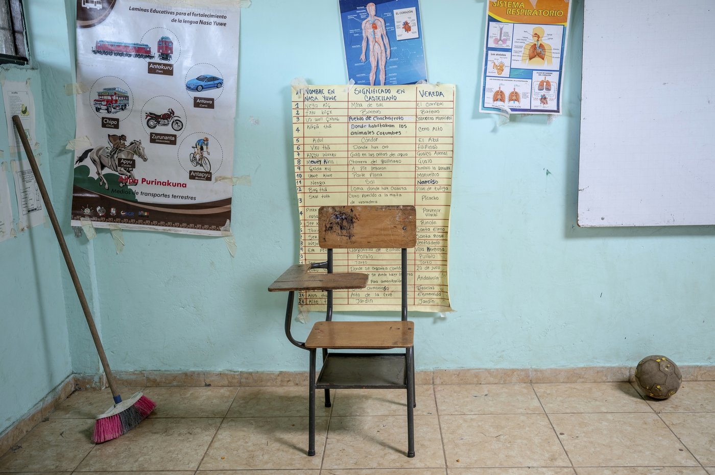 Violent guerrillas are taking Colombia's children. Unarmed Indigenous groups are confronting them | iNFOnews.ca Violent guerrillas are taking Colombia's children. Unarmed Indigenous groups are confronting them | iNFOnews.ca