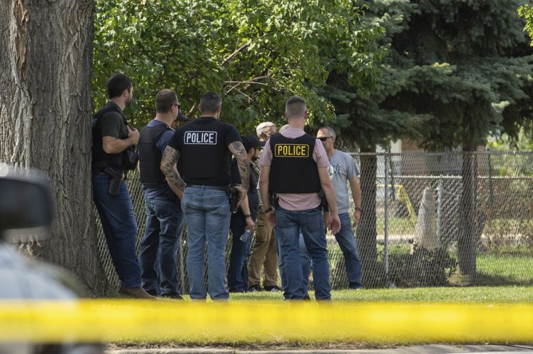 Immigration agent who shot man in Chicago-area traffic stop says injuries were 'nothing major' | iNFOnews.ca