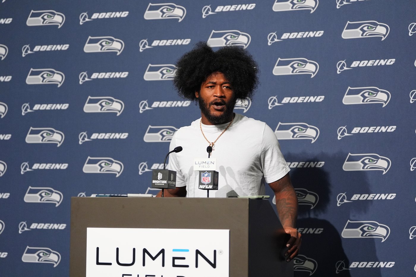 Ernest Jones IV surging, bringing stability to Seahawks’ stout defense | iNFOnews.ca