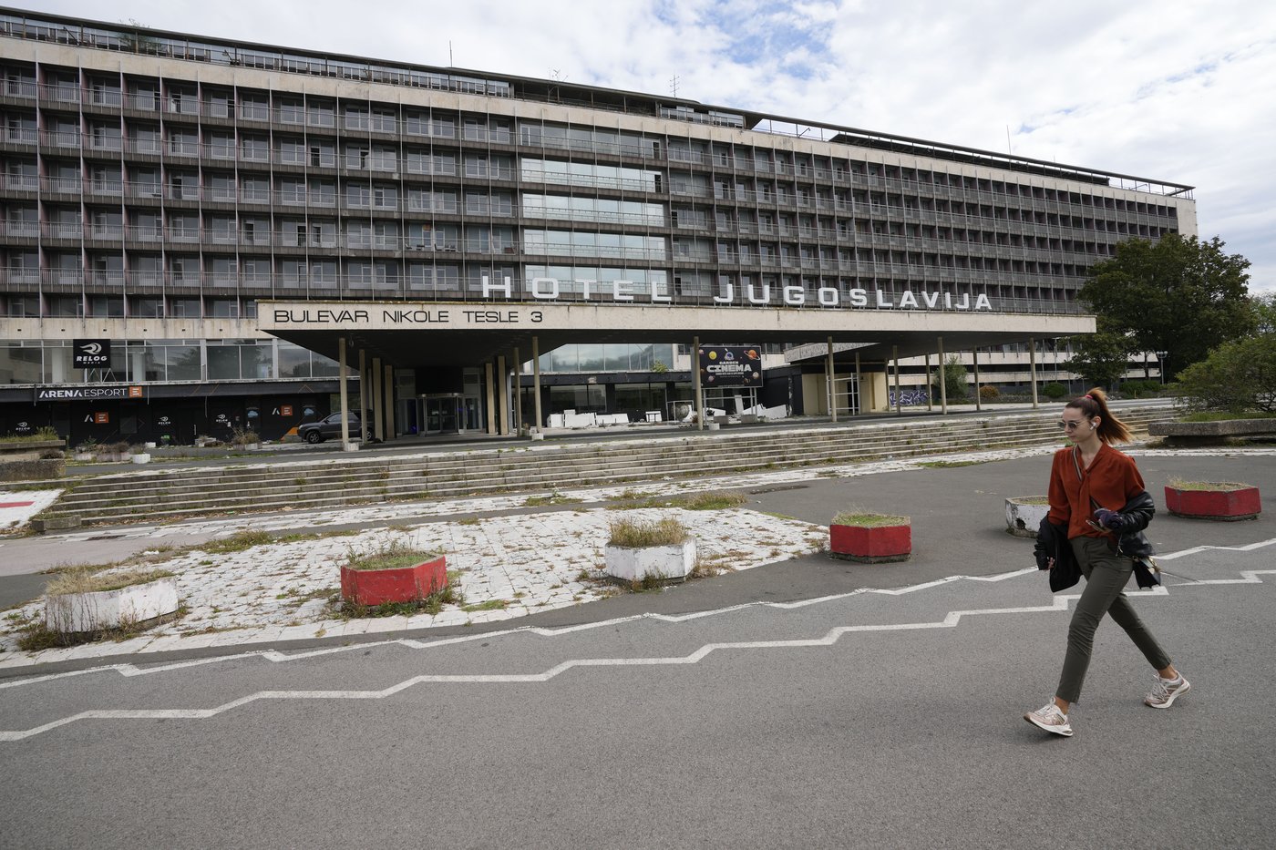 Belgrade's landmark Hotel Yugoslavia faces likely demolition, with many opposed | iNFOnews.ca