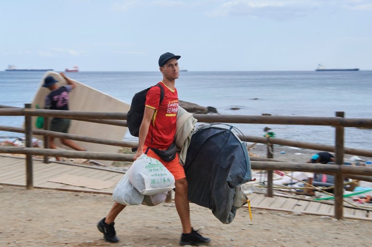 Thousands of migrants in Ceuta wait in limbo while Spain figures out what to do with them | iNFOnews.ca