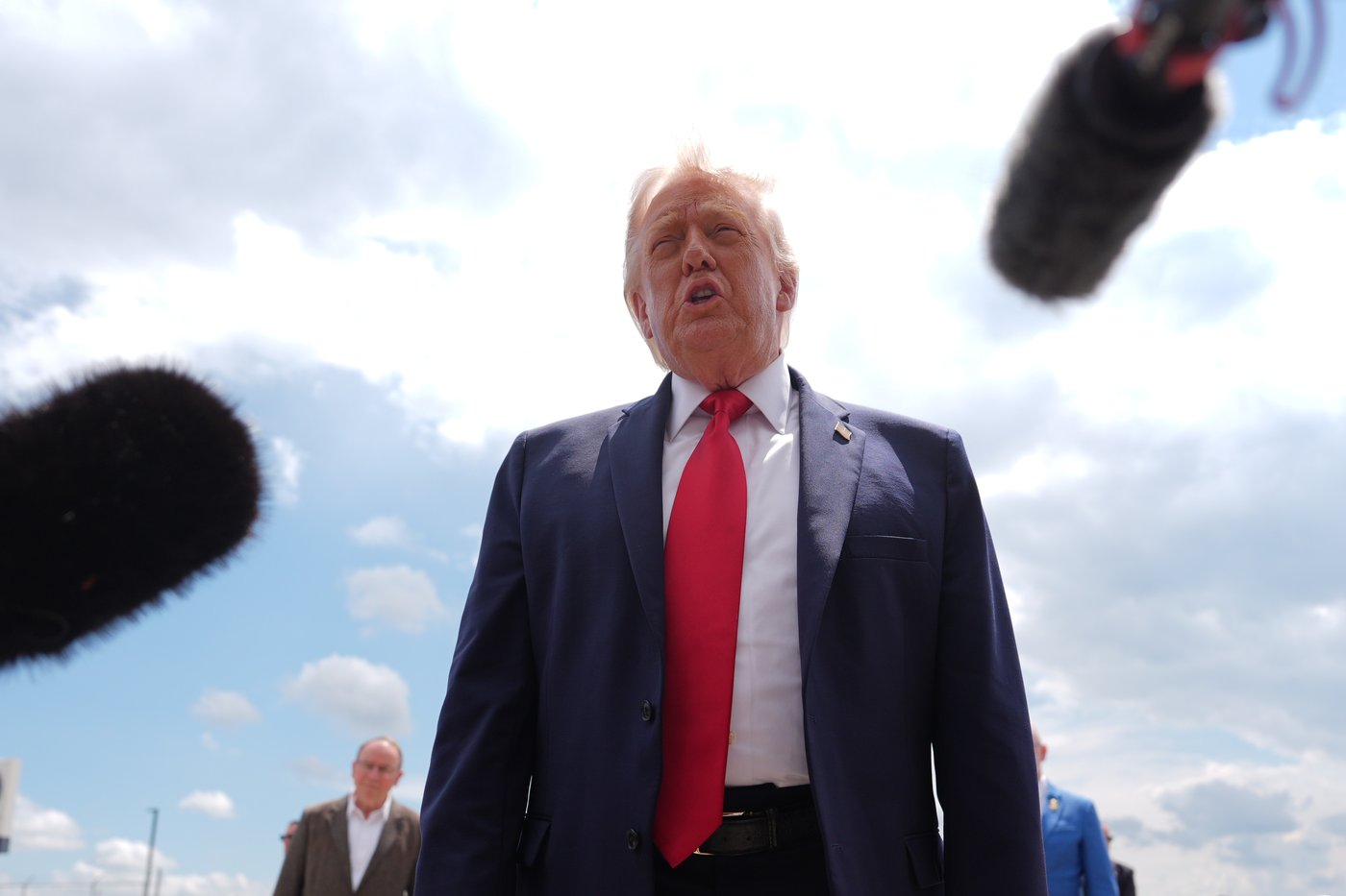 Trump issues pardon to former Republican congressman convicted of insider trading | iNFOnews.ca