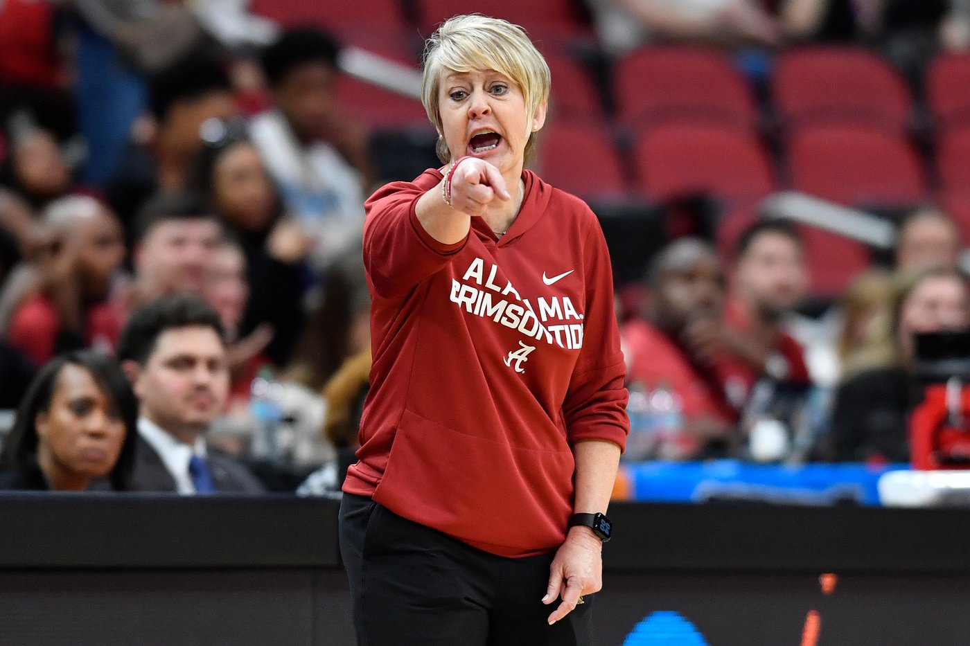 Facing Louisville, Tide must 'Be Bama' to reach first Sweet 16 since 1998 this March Madness | iNFOnews.ca