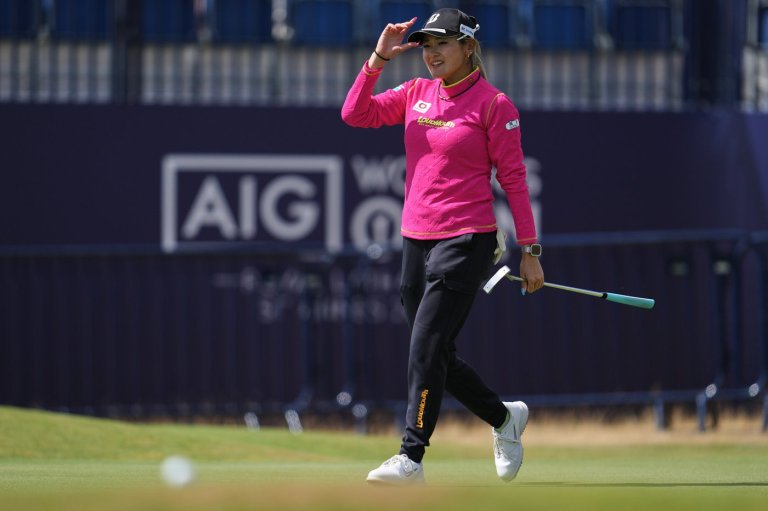 Shiho Kuwaki holds 1-shot clubhouse lead in second round of British Women’s Open | iNFOnews.ca