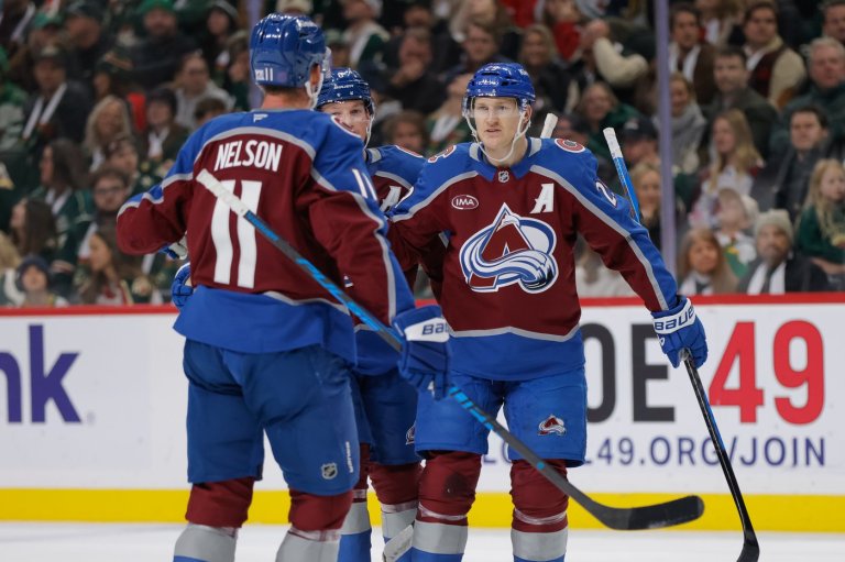 MacKinnon nets 2 goals, Maker and Nelson have goal, two assists, as Avalanche beat Wild 5-1 | iNFOnews.ca