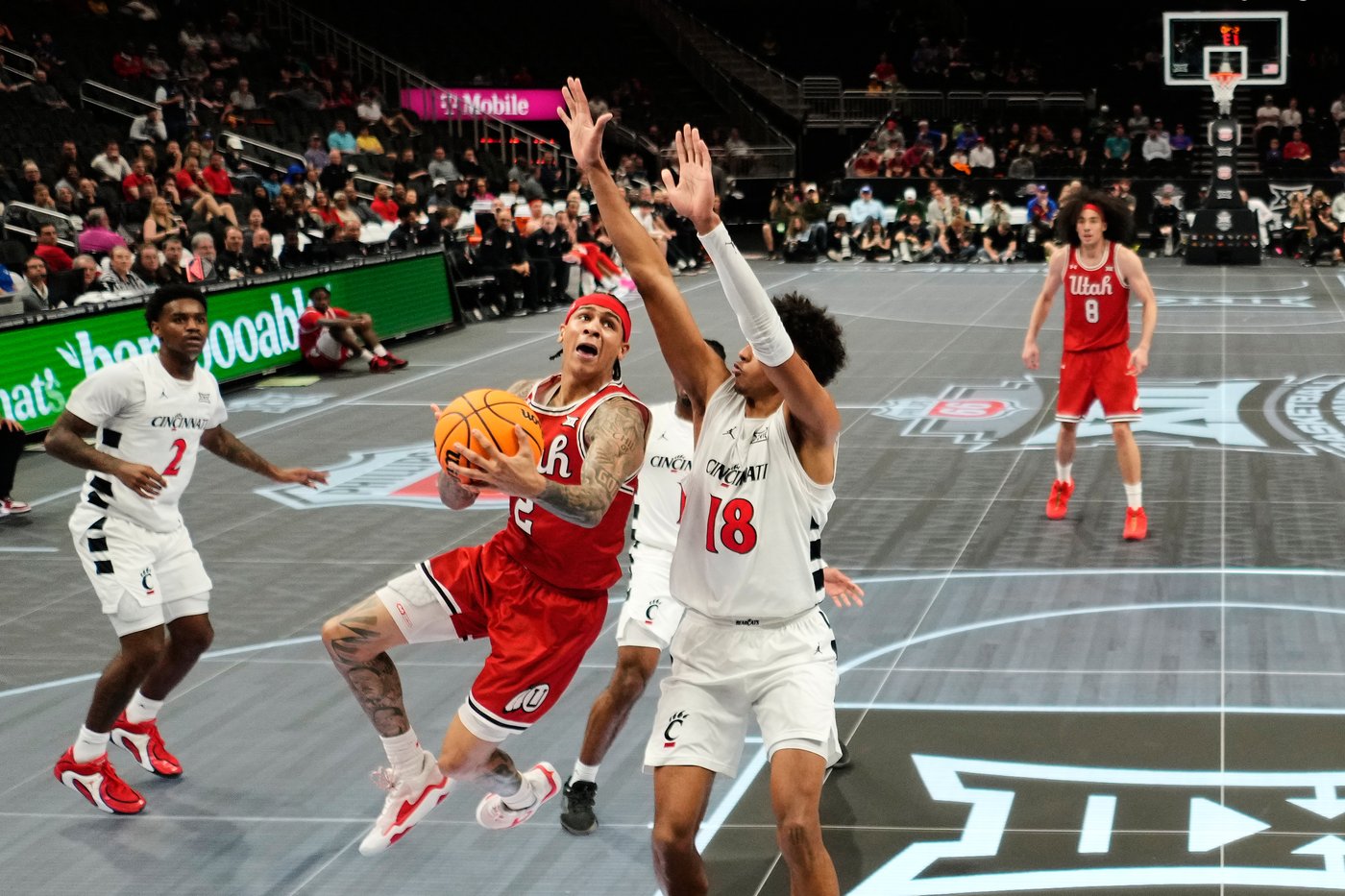 Cool as ice and maybe as slick: The Big 12's new glass floor gets mixed reviews at league tourney | iNFOnews.ca