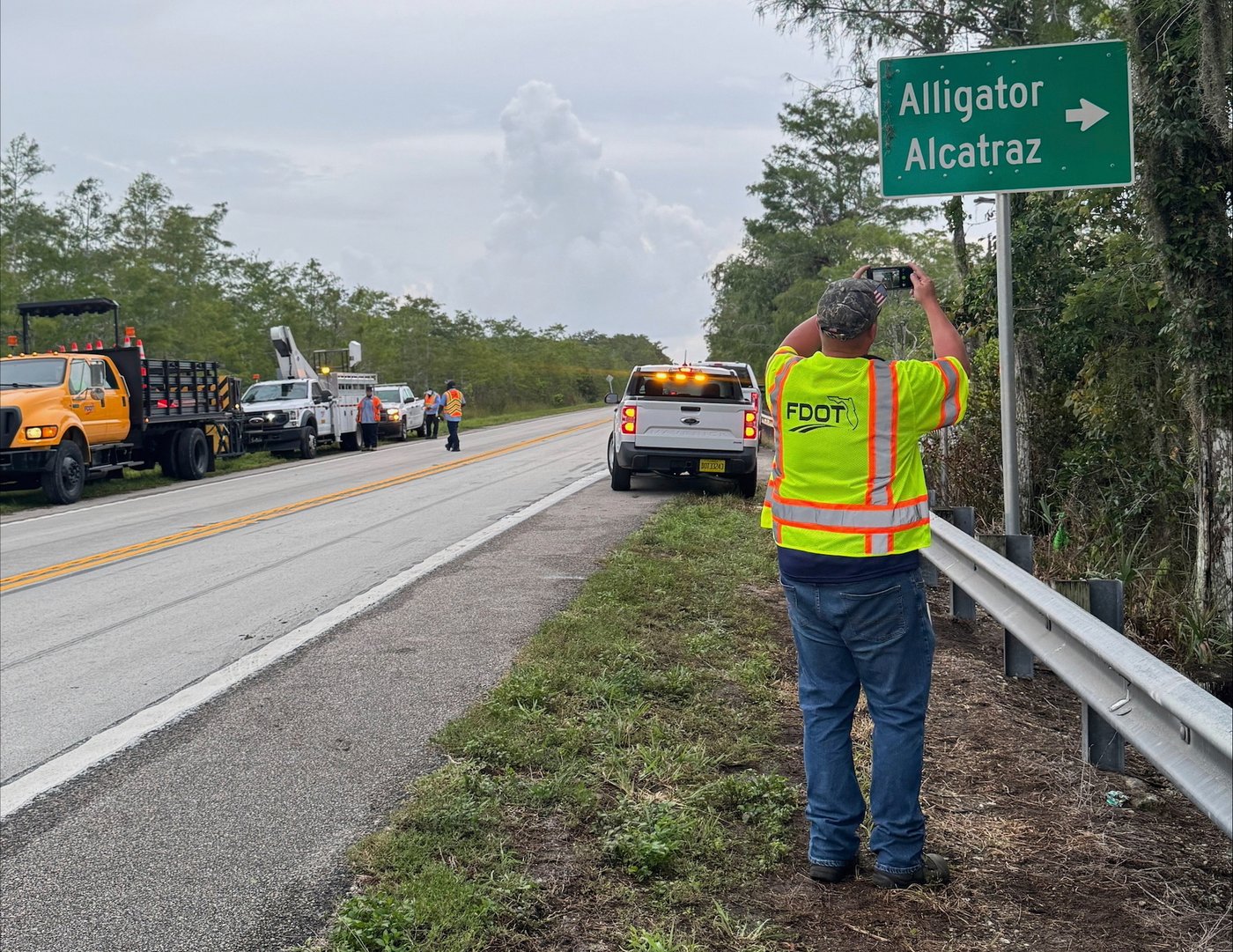 First immigration detainees arrive at Florida center in the Everglades | iNFOnews.ca First immigration detainees arrive at Florida center in the Everglades | iNFOnews.ca