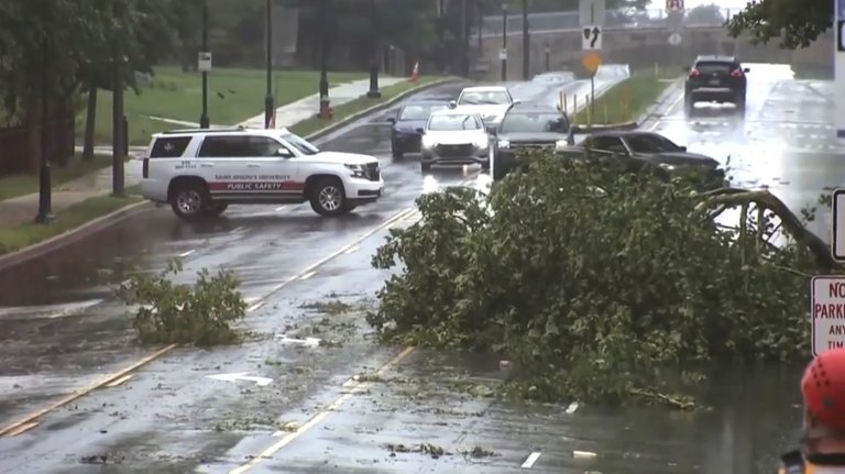 Philadelphia area digs out from damage left by a severe series of microburst storms | iNFOnews.ca