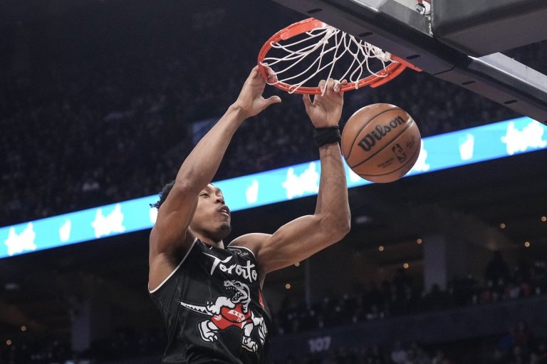 Swiss Army Scottie Barnes does it all for Raptors with 27th double-double of season | iNFOnews.ca