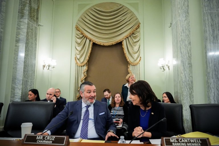 Senators still working with SEC, Big Ten on thorny issues involved in college sports bill | iNFOnews.ca