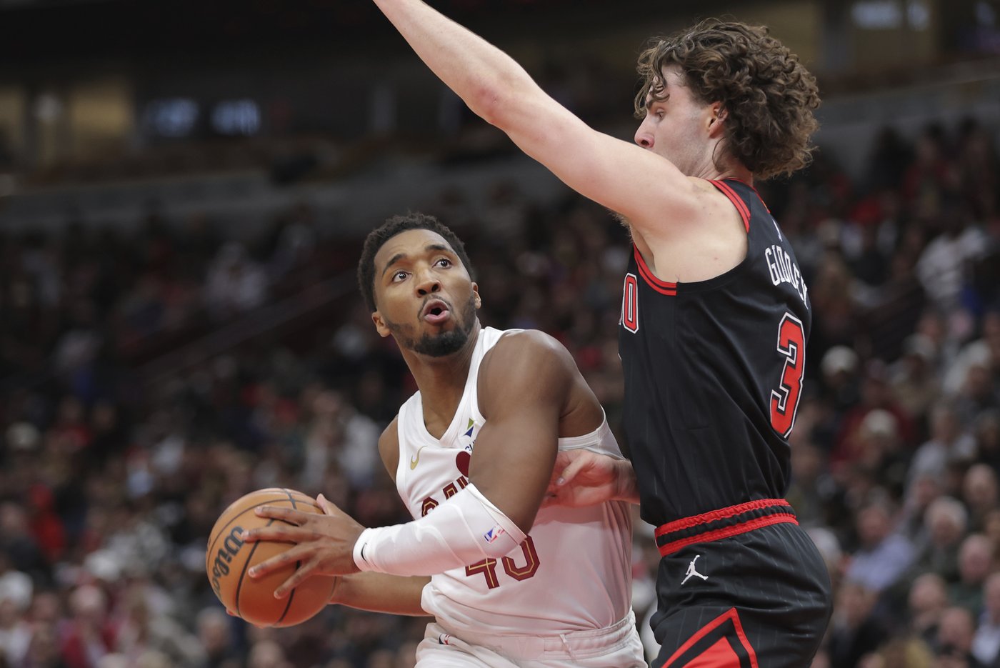 Cavs move to 12-0 with 119-113 victory over Bulls | iNFOnews.ca Cavs move to 12-0 with 119-113 victory over Bulls | iNFOnews.ca