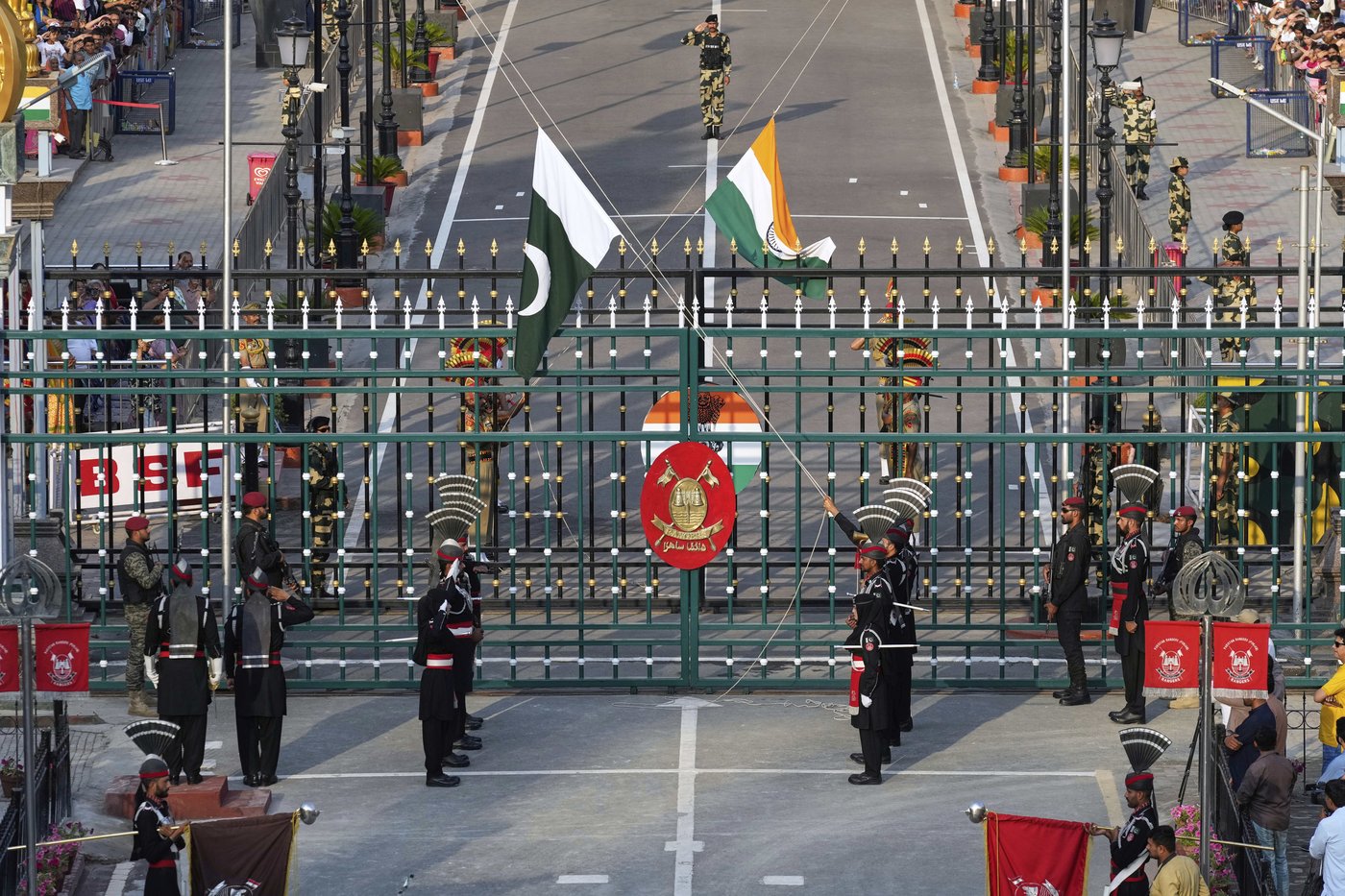 Nuclear rivals India and Pakistan step back from brink of war. Here’s a timeline of how it happened | iNFOnews.ca Nuclear rivals India and Pakistan step back from brink of war. Here’s a timeline of how it happened | iNFOnews.ca