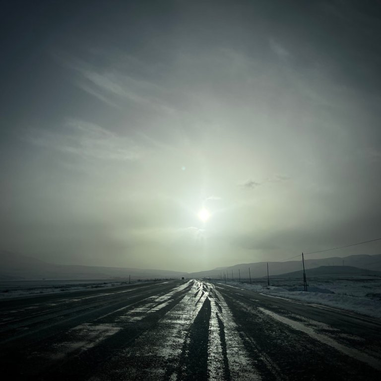 PHOTO ESSAY: A journey into Iran, where daily life unfolds against a backdrop of war | iNFOnews.ca