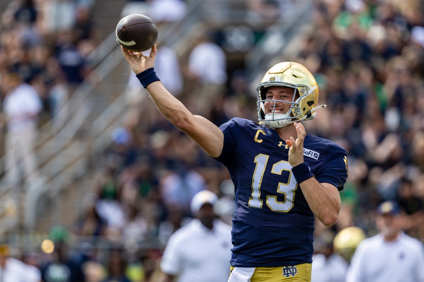 C.J. Carr throws for 4 touchdowns as No. 3 Notre Dame routs visiting Rice 52-0 | iNFOnews.ca C.J. Carr throws for 4 touchdowns as No. 3 Notre Dame routs visiting Rice 52-0 | iNFOnews.ca