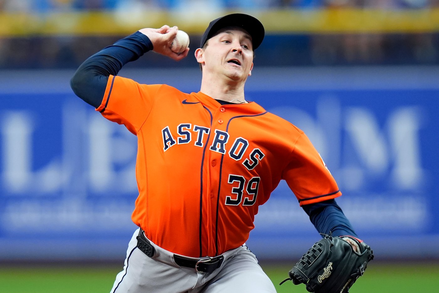 Freddy Peralta, Jonathan Aranda help Rays beat Astros 14-4 to sweep series | iNFOnews.ca