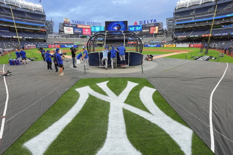 Bronx Zoo: Loud boos for 'O Canada' at Yankee Stadium ahead of Game 3 against Jays | iNFOnews.ca