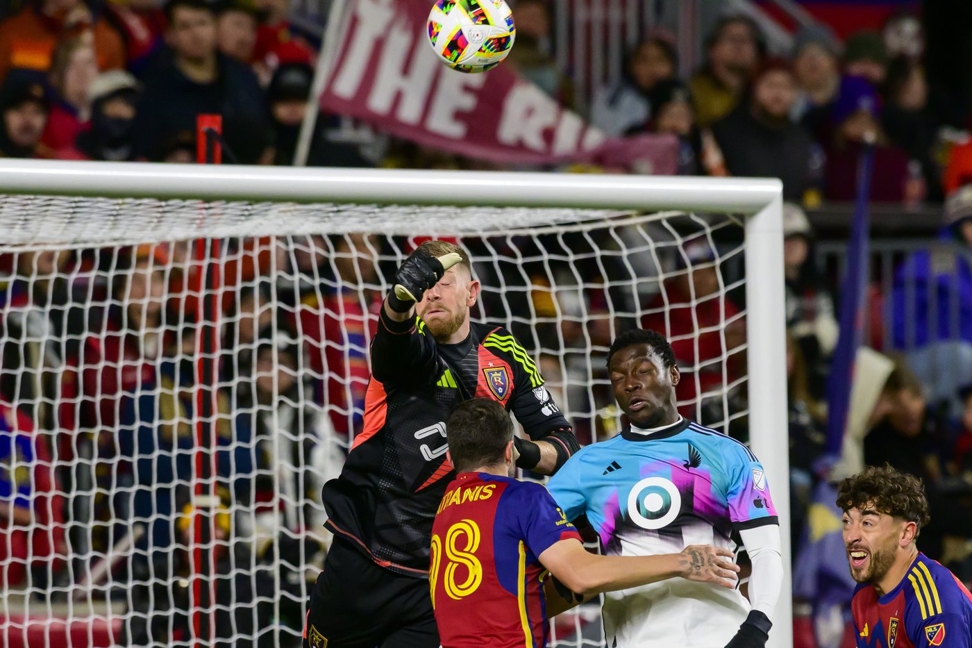 Jefferson Diaz scores the decisive goal in a 5-4 shootout as Minnesota beats RSL in MLS playoffs | iNFOnews.ca Jefferson Diaz scores the decisive goal in a 5-4 shootout as Minnesota beats RSL in MLS playoffs | iNFOnews.ca