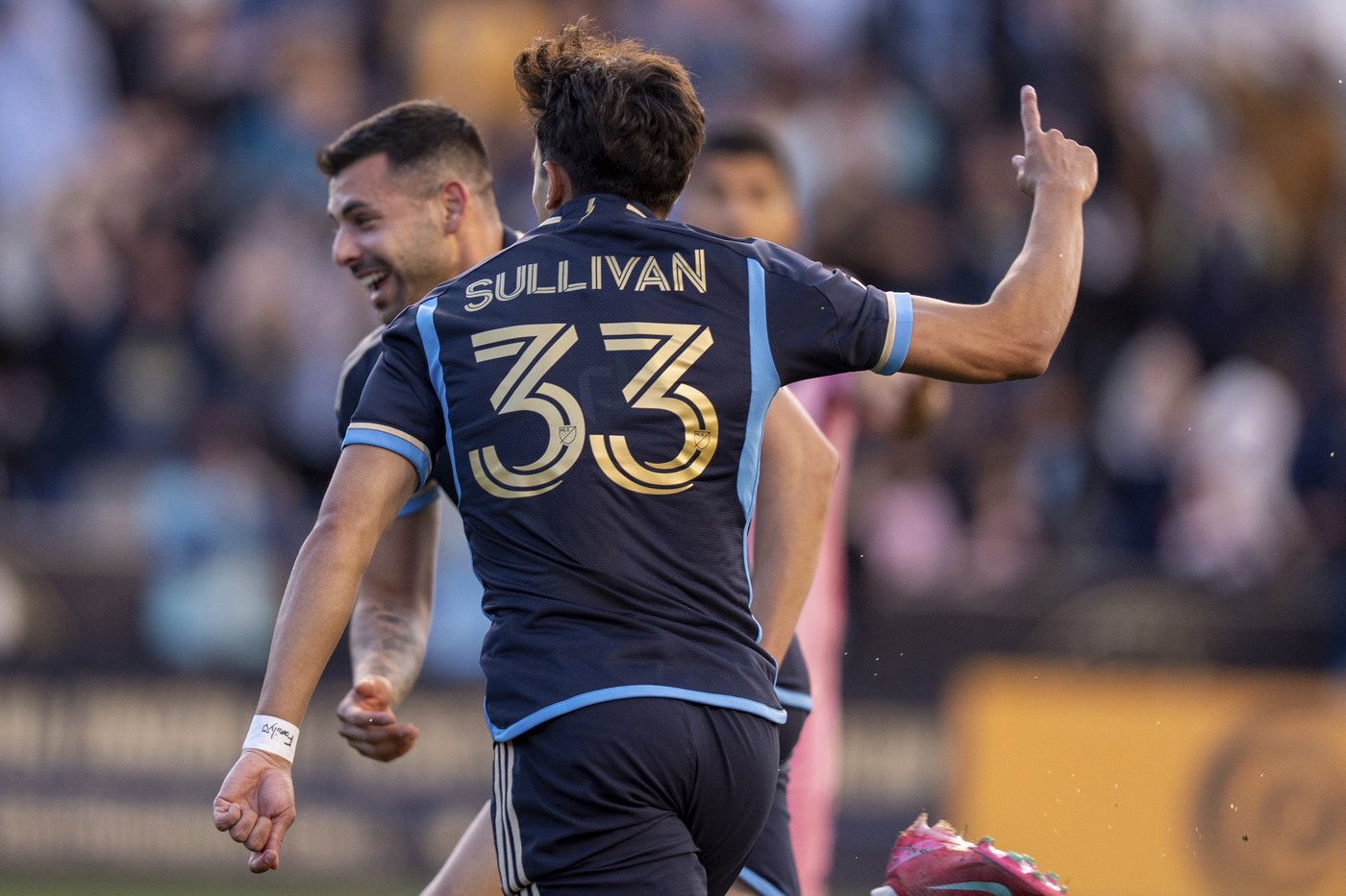 Messi's late free kick goal sparks Inter Miami to rally for a 3-3 tie against Union | iNFOnews.ca Messi's late free kick goal sparks Inter Miami to rally for a 3-3 tie against Union | iNFOnews.ca