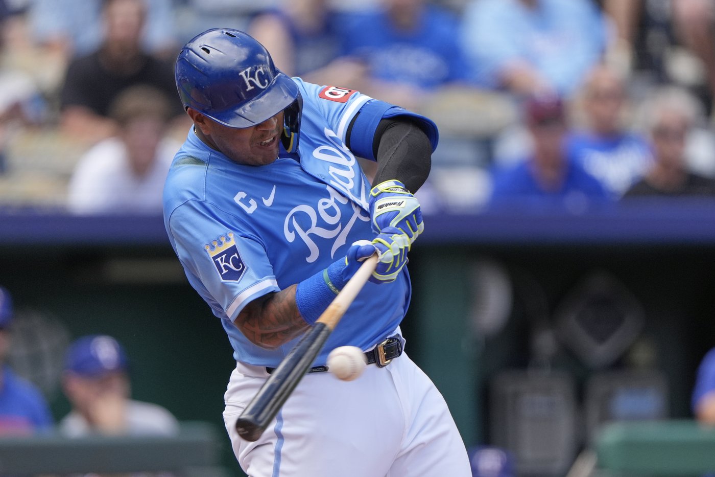 Vinnie Pasquantino's homer in 4th straight game helps lift Royals over Rangers 6-4 | iNFOnews.ca Vinnie Pasquantino's homer in 4th straight game helps lift Royals over Rangers 6-4 | iNFOnews.ca