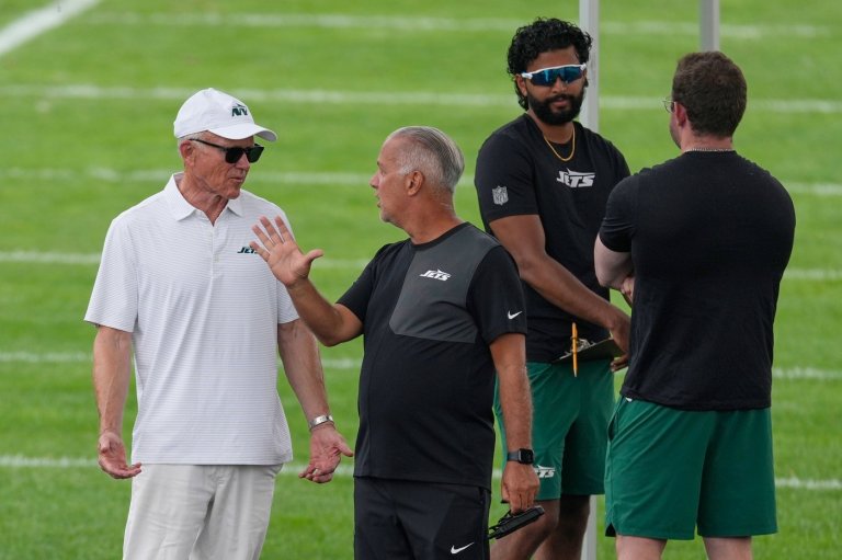 New York Jets owner Woody Johnson acquires stake in F1 team Aston Martin | iNFOnews.ca