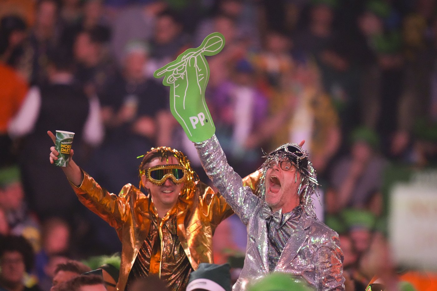 PHOTO COLLECTION: Darts Fans | iNFOnews.ca