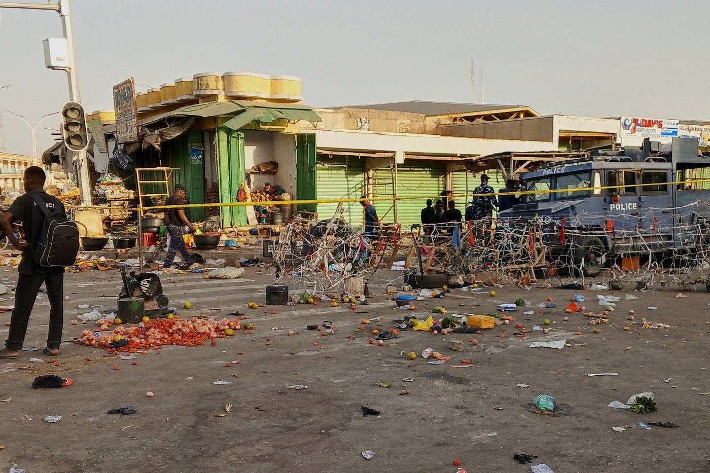 Nigerian soldiers repel an attack on a base and kill 80 Islamic militants, army says | iNFOnews.ca
