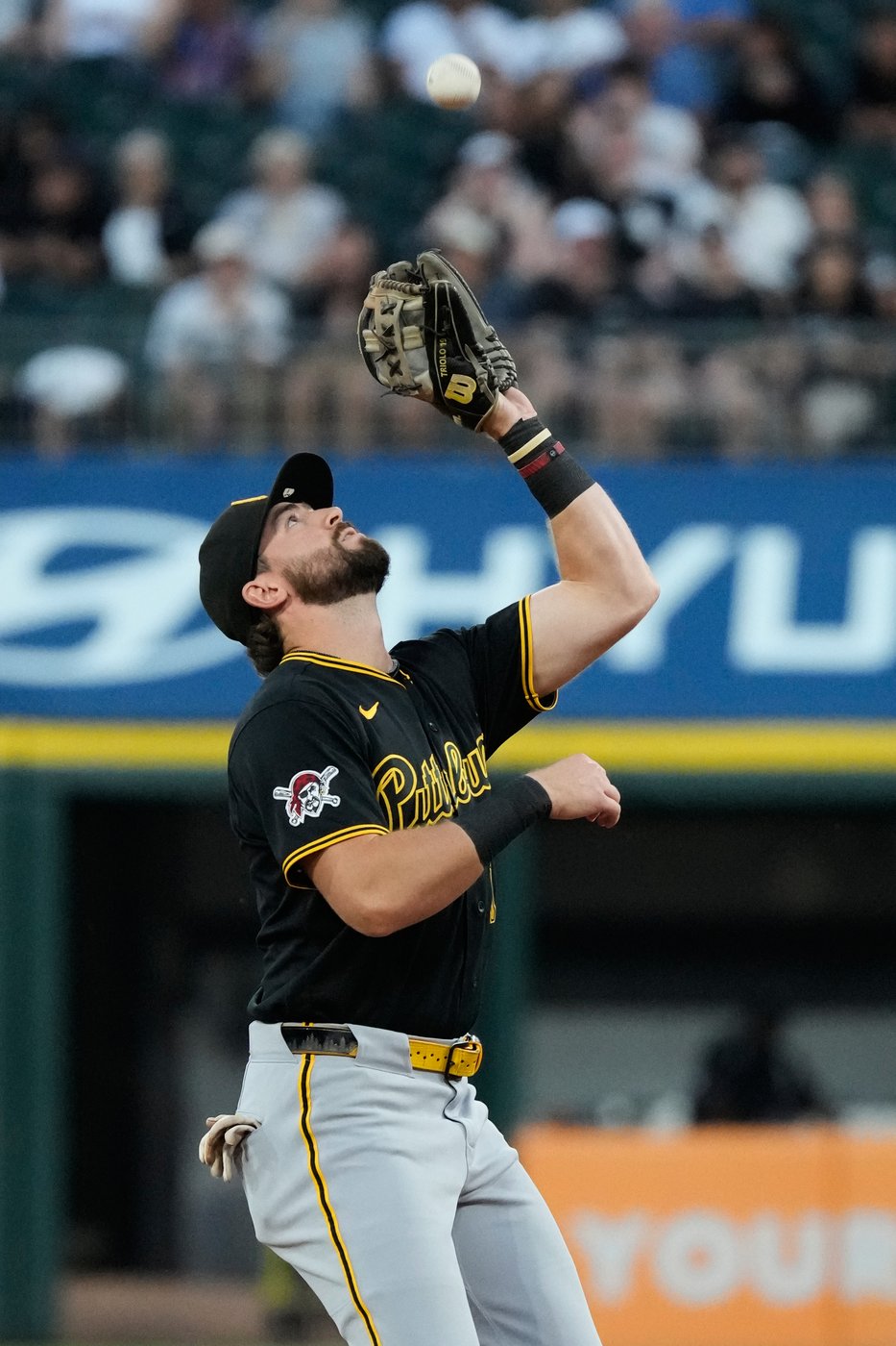 Jones, Cruz power the Pirates to a 2-0 win over the White Sox | iNFOnews.ca