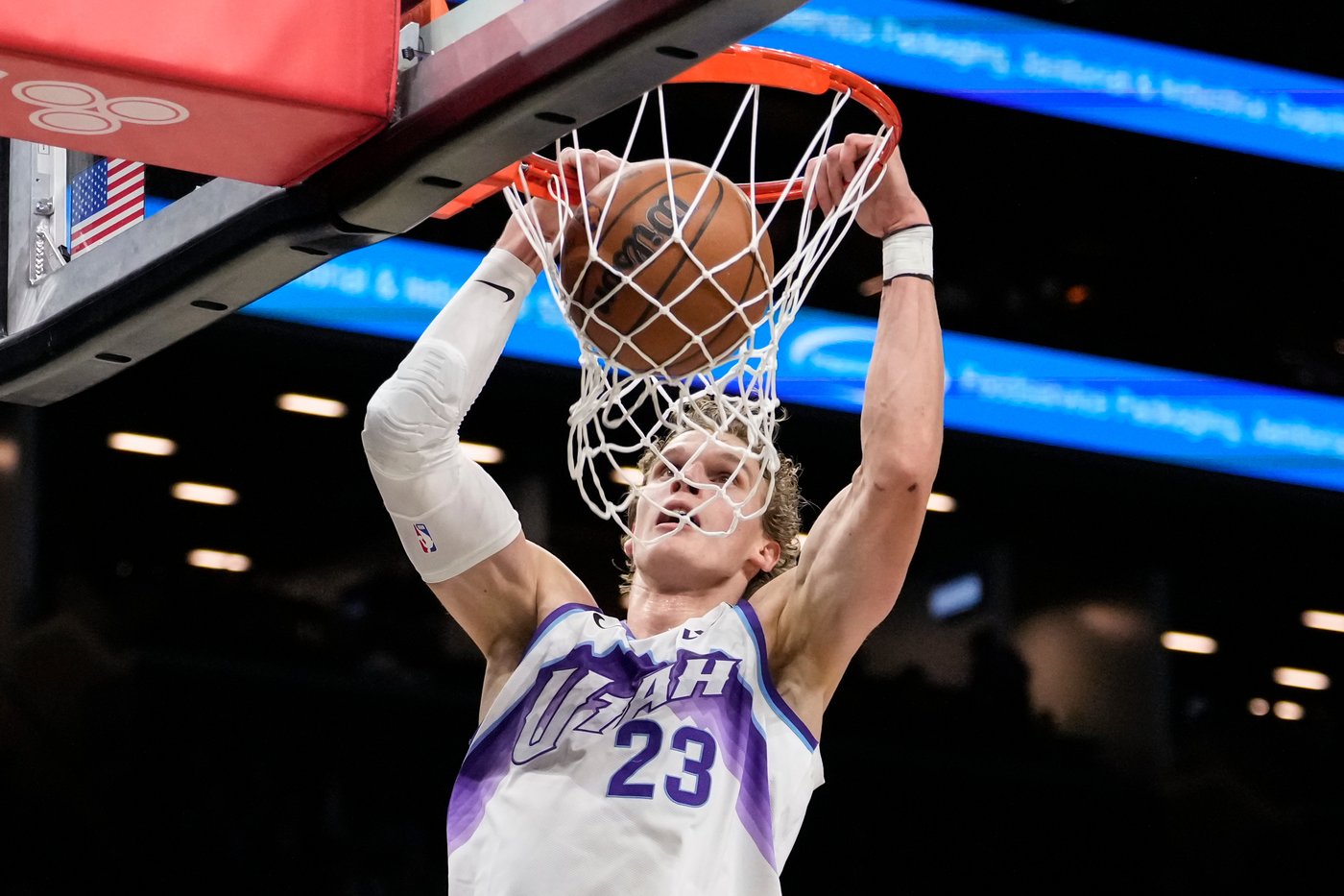 Markkanen scores 30 and the Jazz use a big fourth quarter to beat the Nets 123-110 | iNFOnews.ca Markkanen scores 30 and the Jazz use a big fourth quarter to beat the Nets 123-110 | iNFOnews.ca