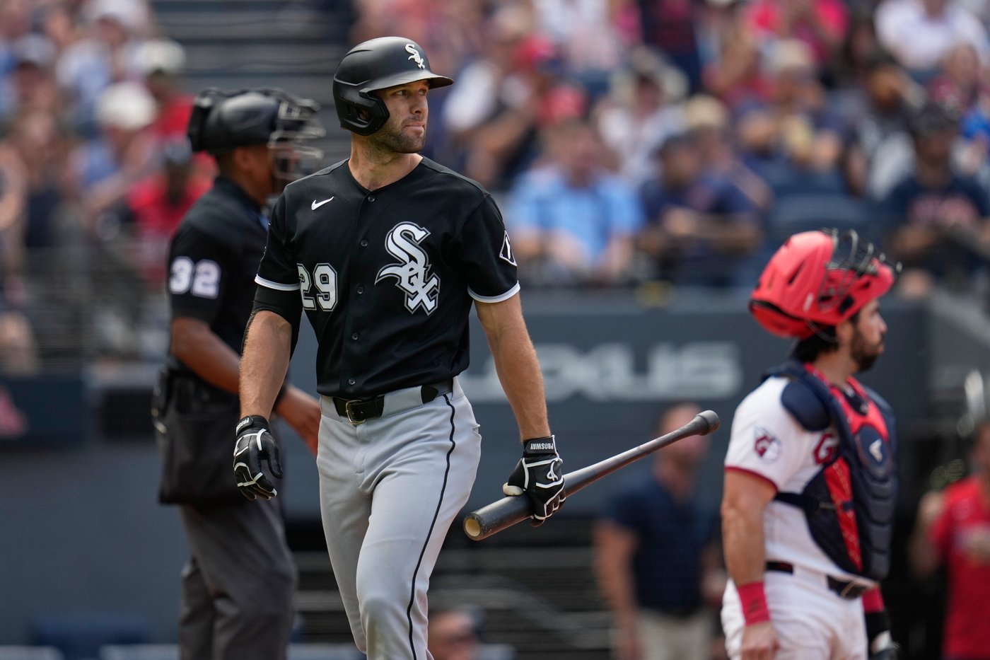 A late-season rally flips the AL Central race as the Guardians edge ahead of White Sox | iNFOnews.ca A late-season rally flips the AL Central race as the Guardians edge ahead of White Sox | iNFOnews.ca