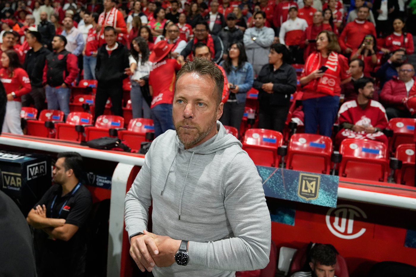 LAFC fires coach Marc Dos Santos late in his disappointing 1st season in charge | iNFOnews.ca LAFC fires coach Marc Dos Santos late in his disappointing 1st season in charge | iNFOnews.ca