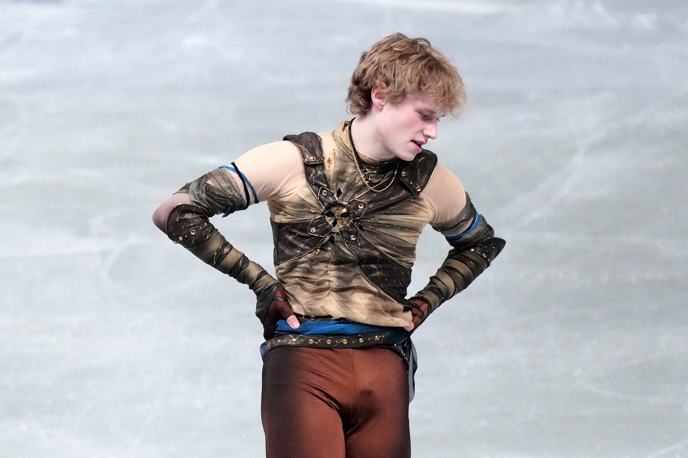 Kagiyama uses mistake by Malinin to lead short program at Grand Prix Final | iNFOnews.ca