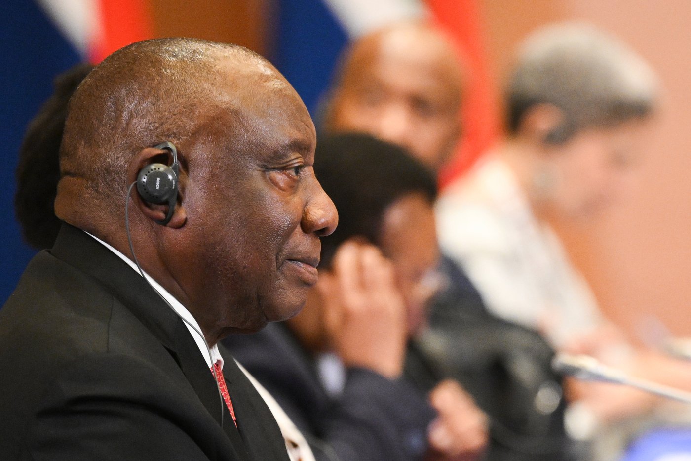 Trump administration hits South Africa with new sanctions over alleged discrimination against whites | iNFOnews.ca Trump administration hits South Africa with new sanctions over alleged discrimination against whites | iNFOnews.ca
