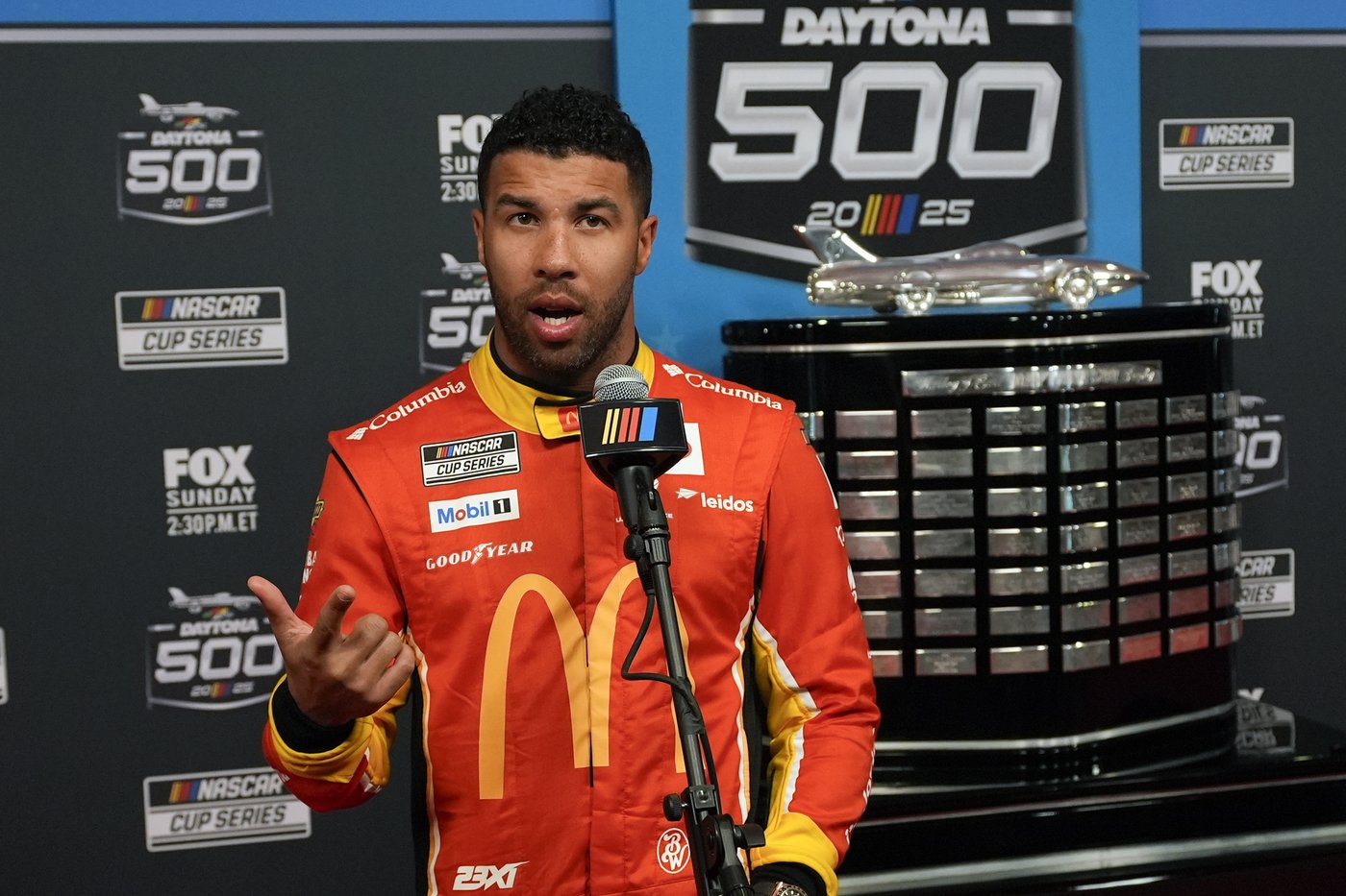 NASCAR's lone Black Cup driver Bubba Wallace 'couldn't care less' if Trump attends Daytona 500 | iNFOnews.ca