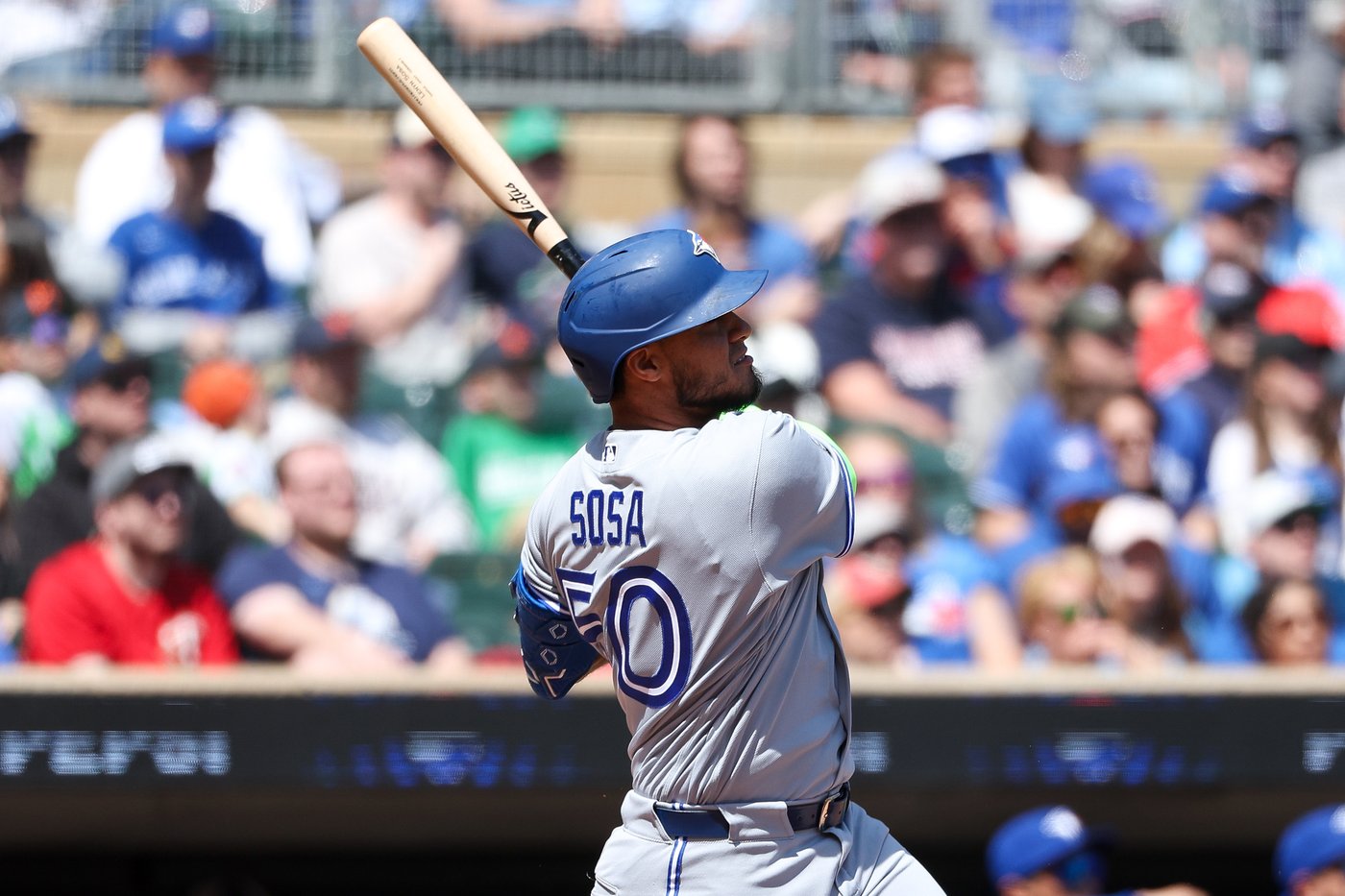 An eight-run eighth inning lifts the Blue Jays past the Twins 11-4 | iNFOnews.ca