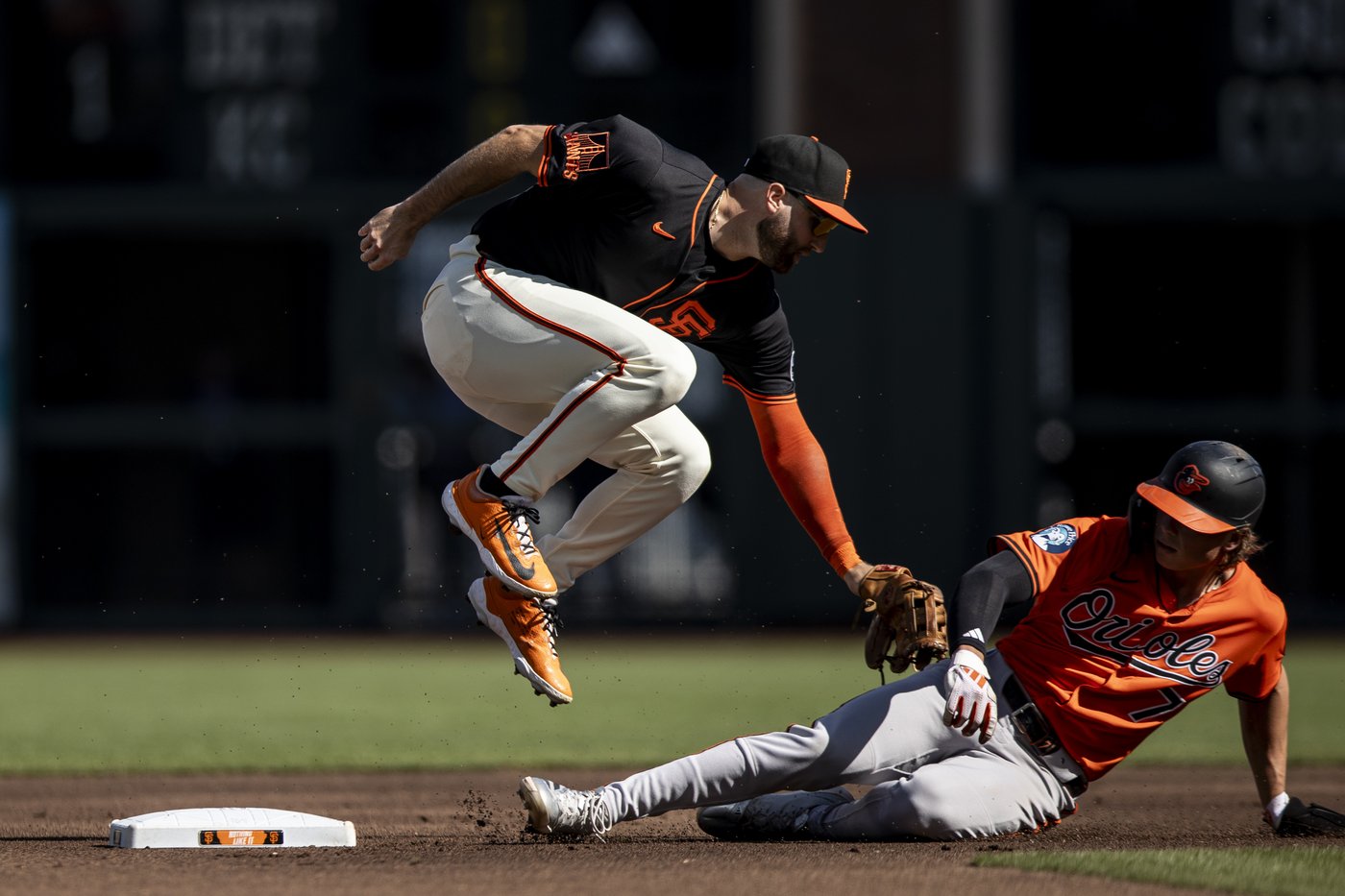 Basallo hits 1st MLB homer and Rogers pitches Orioles to 11-1 win over Giants | iNFOnews.ca