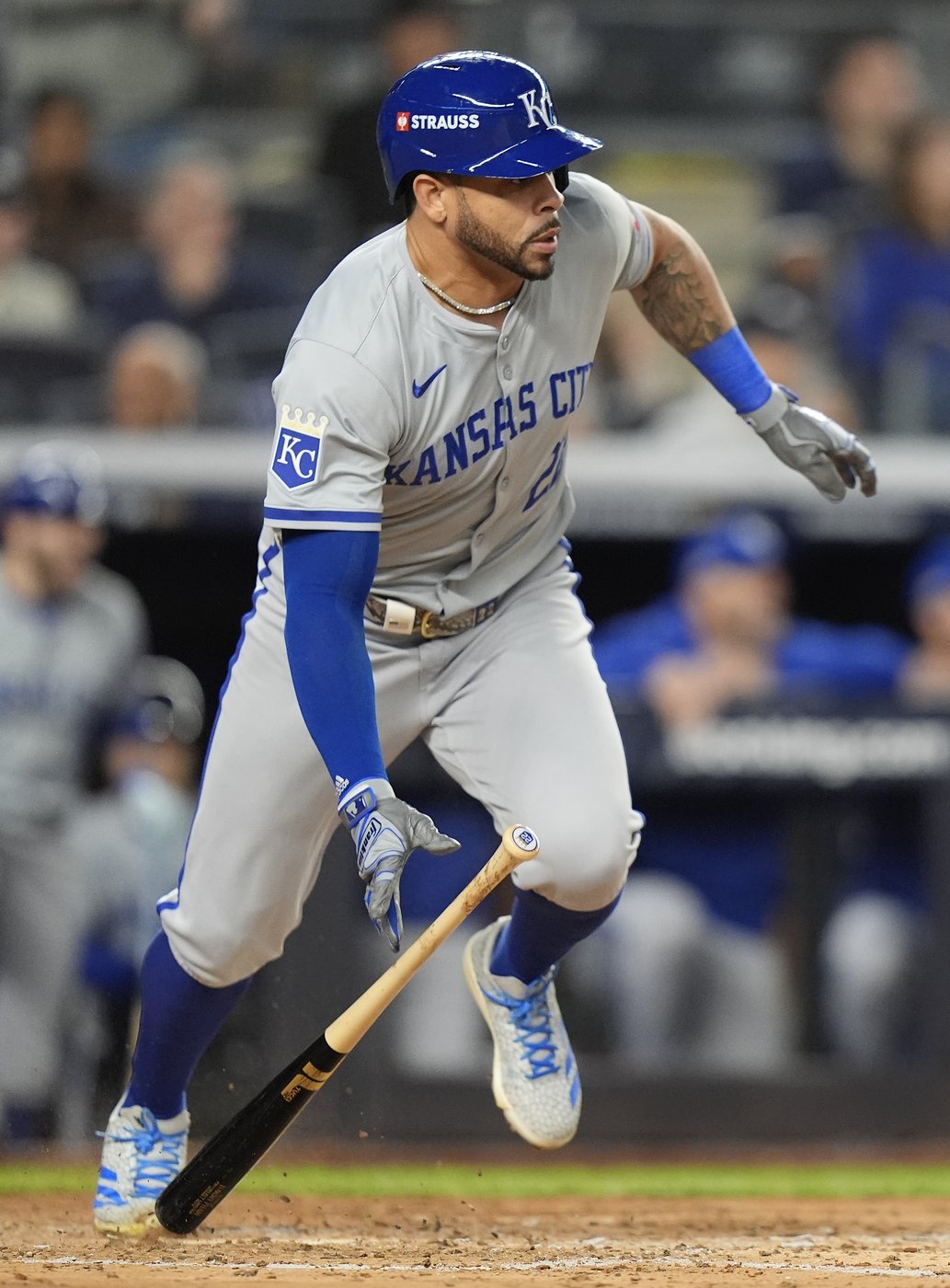Perez's homer off Rodón sparks 4-run 4th inning and Royals beat Yankees 4-2 in Game 2 to tie ALDS | iNFOnews.ca Perez's homer off Rodón sparks 4-run 4th inning and Royals beat Yankees 4-2 in Game 2 to tie ALDS | iNFOnews.ca