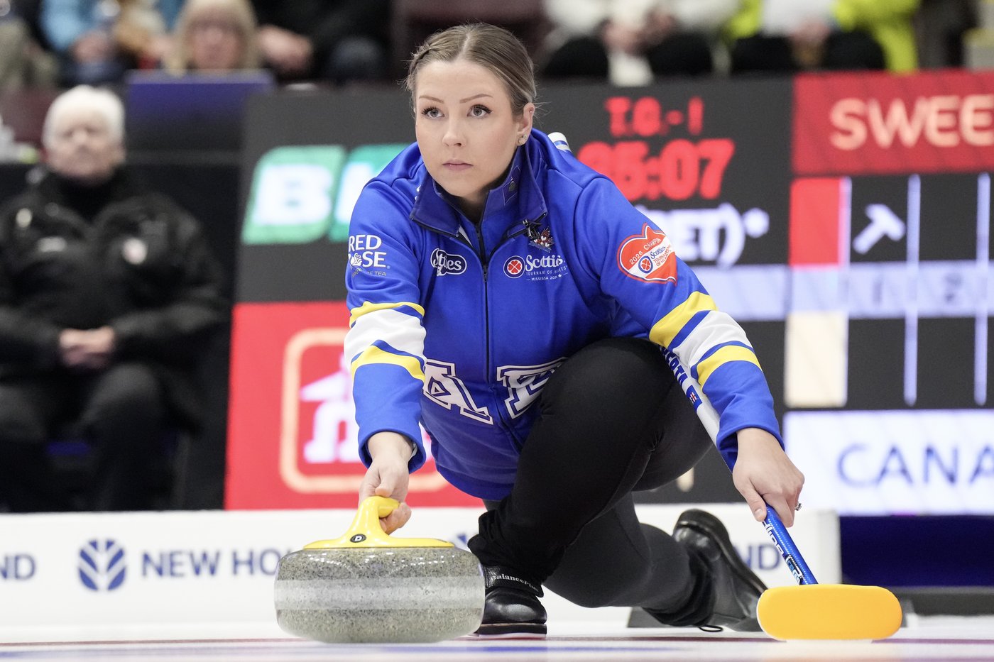 Sturmay, Black advance as Page playoff brackets set for Scotties Tournament of Hearts | iNFOnews.ca Sturmay, Black advance as Page playoff brackets set for Scotties Tournament of Hearts | iNFOnews.ca
