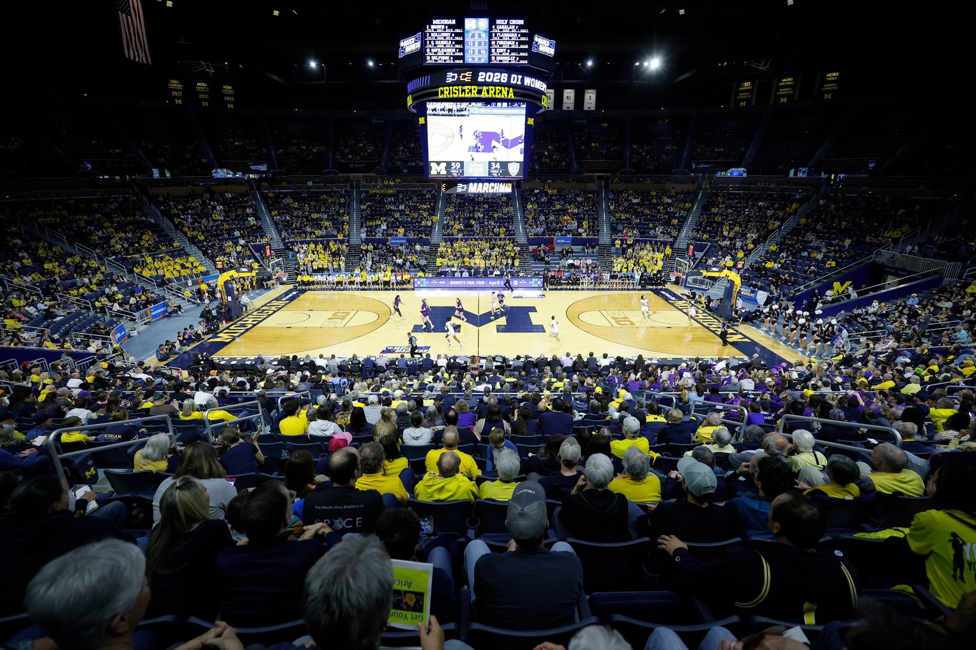 March Madness mismatch: No. 2 Michigan routs Holy Cross 83-48 in women's NCAA Tournament | iNFOnews.ca March Madness mismatch: No. 2 Michigan routs Holy Cross 83-48 in women's NCAA Tournament | iNFOnews.ca