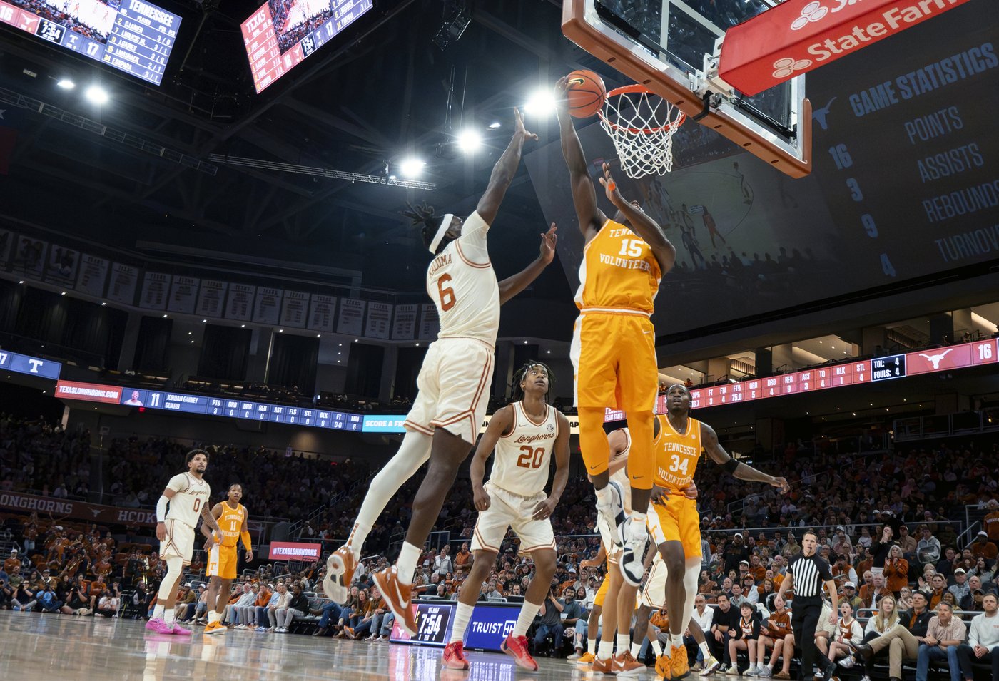 Zeigler and No. 1 Tennessee recover from blowout and pull away late for 74-70 win at Texas | iNFOnews.ca