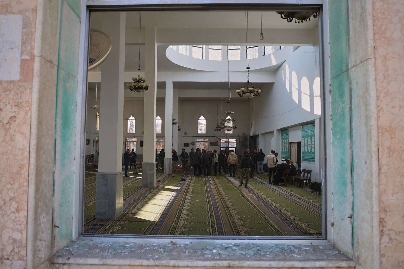 Mosque bombing in Syria leaves 8 dead and 18 wounded | iNFOnews.ca Mosque bombing in Syria leaves 8 dead and 18 wounded | iNFOnews.ca